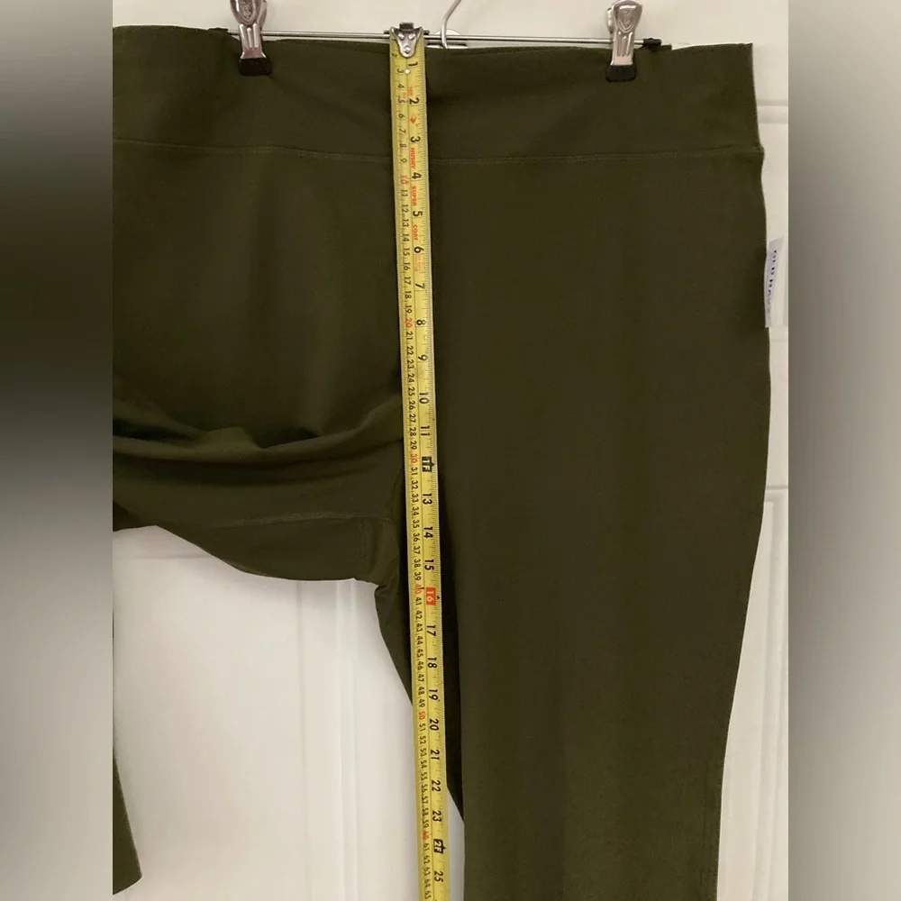 🌟🤩🌟Old Navy Dark Olive Flare Pants - Picture 9 of 10